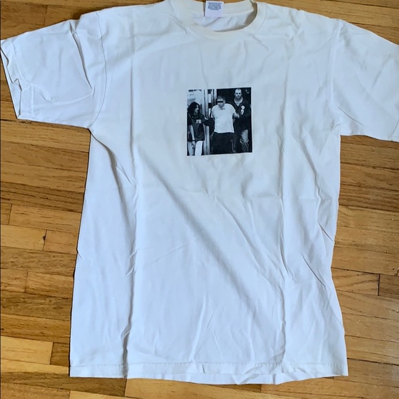 supreme illegal business tee